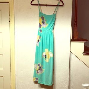 Anthropologie Coreylynncalter floral midi dress.